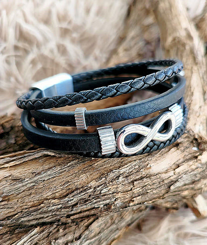 Pulsera Multicapa "Infinity" – Cuero Negro y Acero Inoxidable