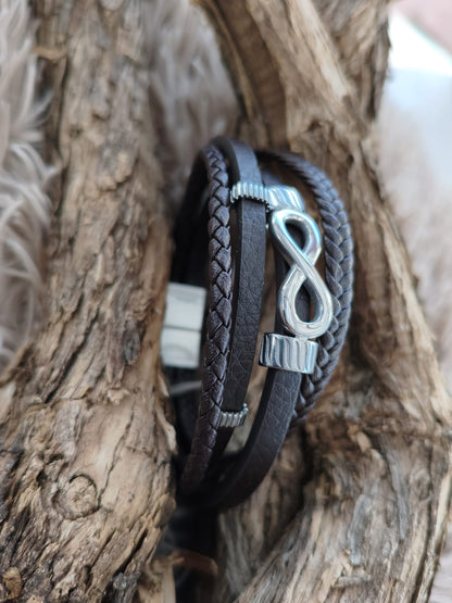 Pulsera Multicapa "Infinity" – Cuero Negro y Acero Inoxidable