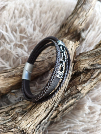 Pulsera de Cuero Trenzado "Legend" – Marrón Chocolate y Acero