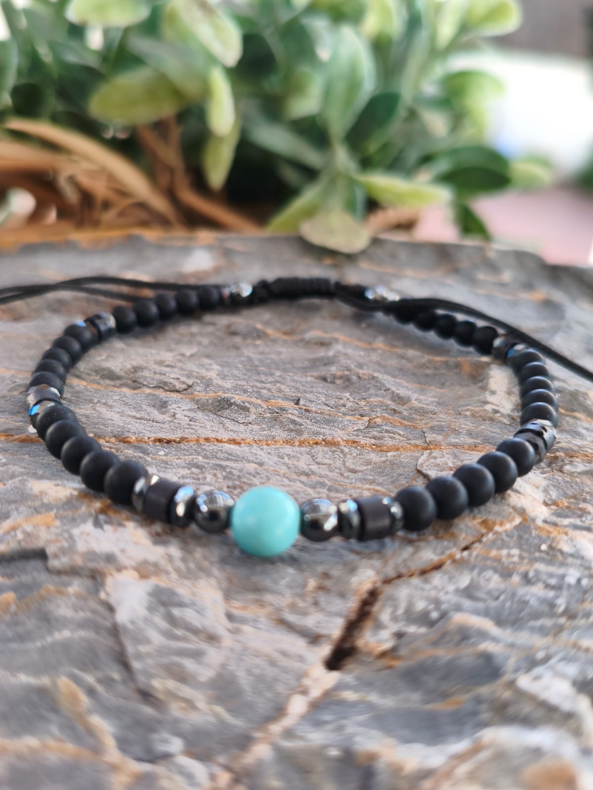 Pulsera "Aura" – Ónix Mate y Centro de Turquesa