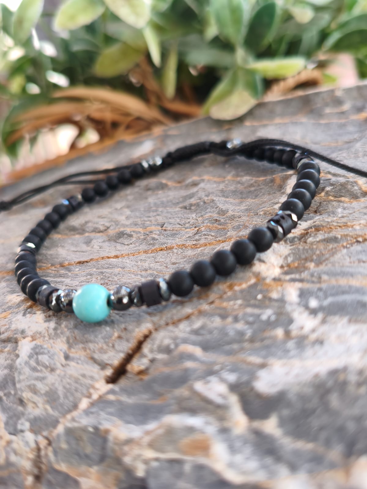 Pulsera "Aura" – Ónix Mate y Centro de Turquesa